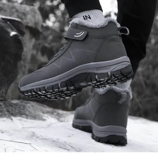 Unisex Fur Lined Winter Boots – Warm Cushioned Outdoor Boots