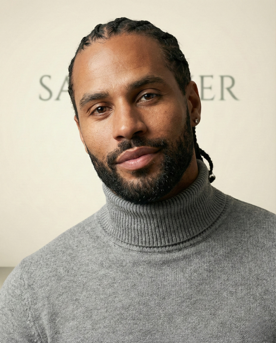 Pullover Sweater Refined Neck