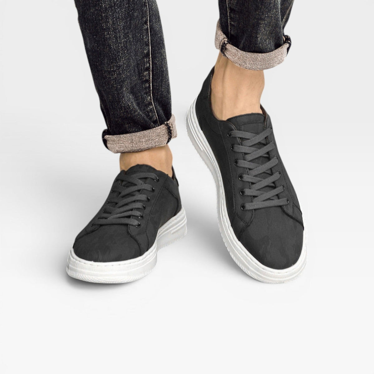 Men's Leather Trainers – Classic Lace Up Smart Casual Everyday Sneakers